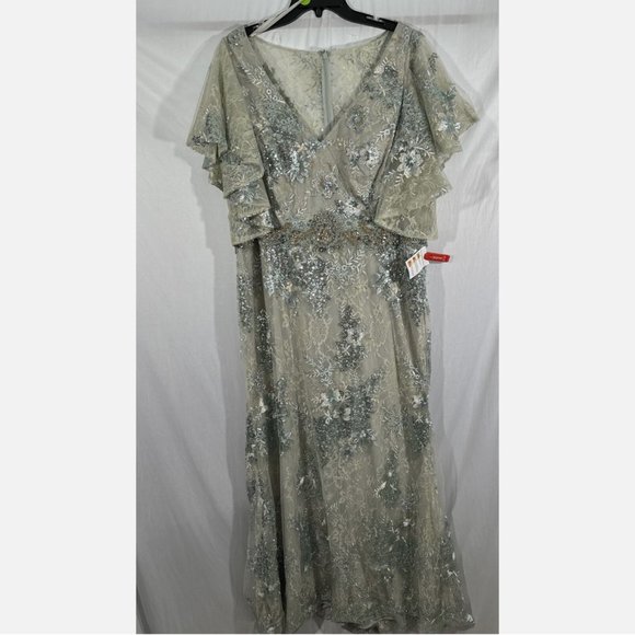 NEW $698 Mac‎ Duggal [ 20 ] Sleeve Flutter Floral Embellished Gown Seafoam - Picture 8 of 15